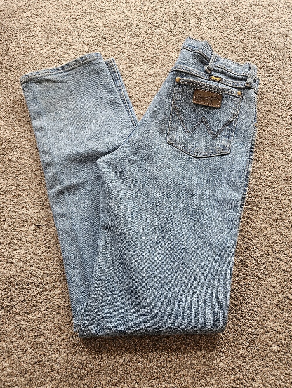 Wrangler Retro Advanced Comfort Straight Leg Light Wash Jeans Size 33x36